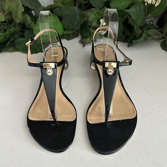 Michael Kors Black Patent Leather Thong Sandals Size 10M - Picture 1 of 8